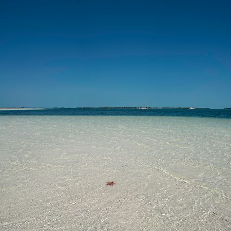 Grand Memories Cayo Largo Hotel Exterior photo